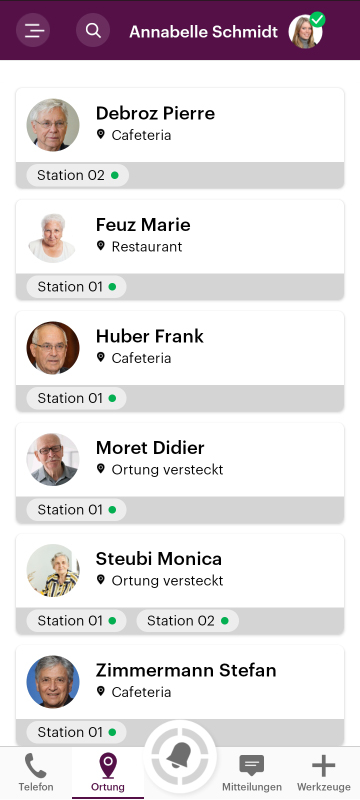 Screenshot einer App, illustriert die Ortungs-Funktion der Bewohnenden